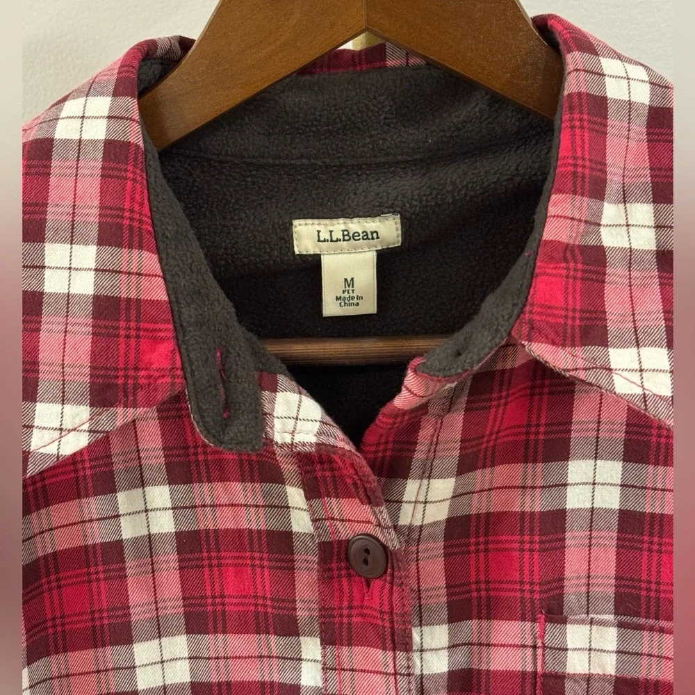L.L. BEAN • Red & White Plaid Kids Button Down Shirt